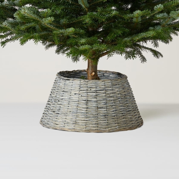 Wicker Tree Skirt